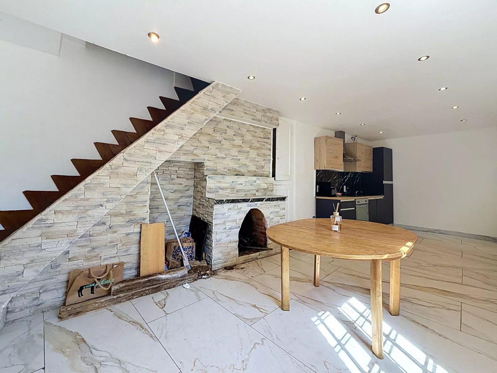 Maison 8 pièces 101,09 m² à vendre à Bléneau (89)