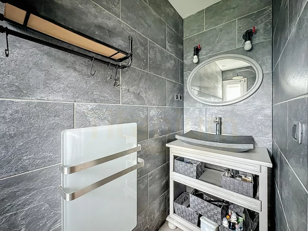 Maison – Vie de plain-pied – 3 Chbres – Jardin – Piscine