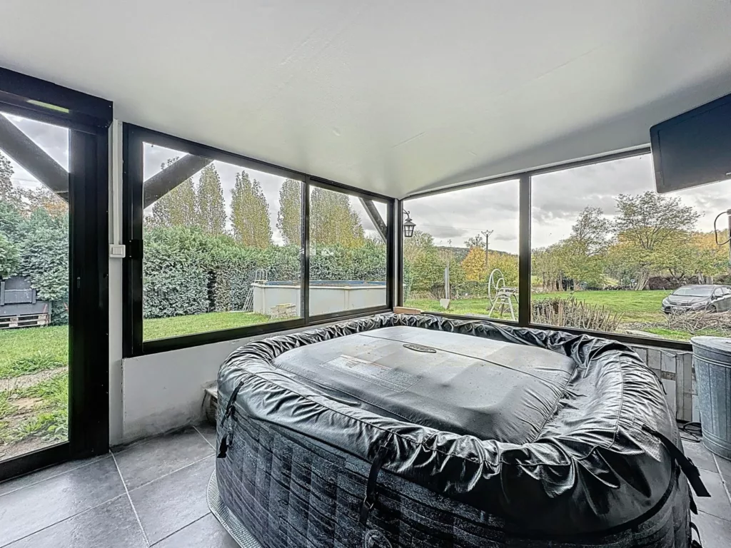 Maison – Vie de plain-pied – 3 Chbres – Jardin – Piscine