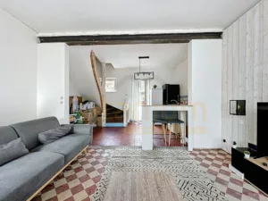 Maison de ville a Gisors – Proche centre et gare