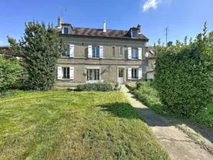 Maison de caractère – 3 chambres – Combles aménageables